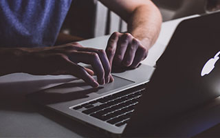 转发网络谣言也是造谣