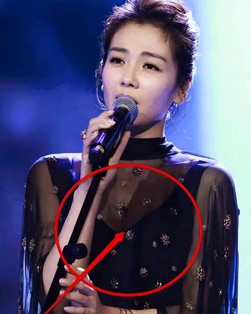 春光明媚是谁_女明星春光乍泄_春光明媚百科