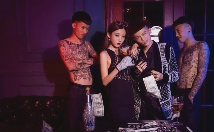 快手网红大八卦事件,_牌牌琦成为网红_牌牌琦拜师学艺