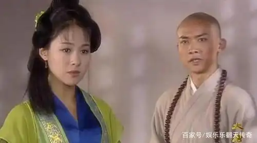 国内雀斑多的女明星_女明星脸上痣的美人_泪痣美女明星推荐