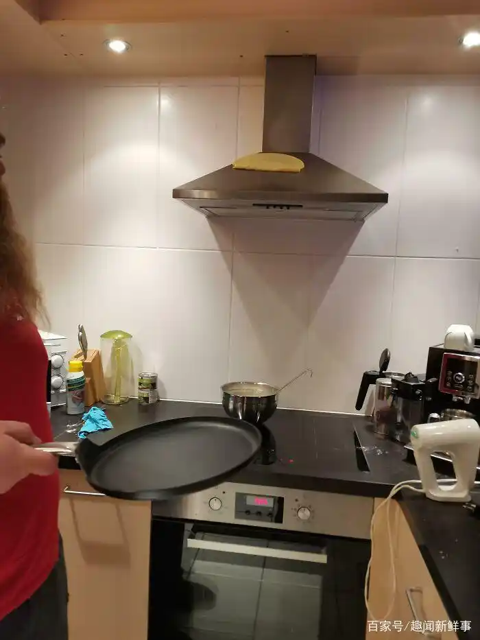 明星黑暗料理图片大全高清,_煮鸡蛋爆炸_烤箱食物失败案例