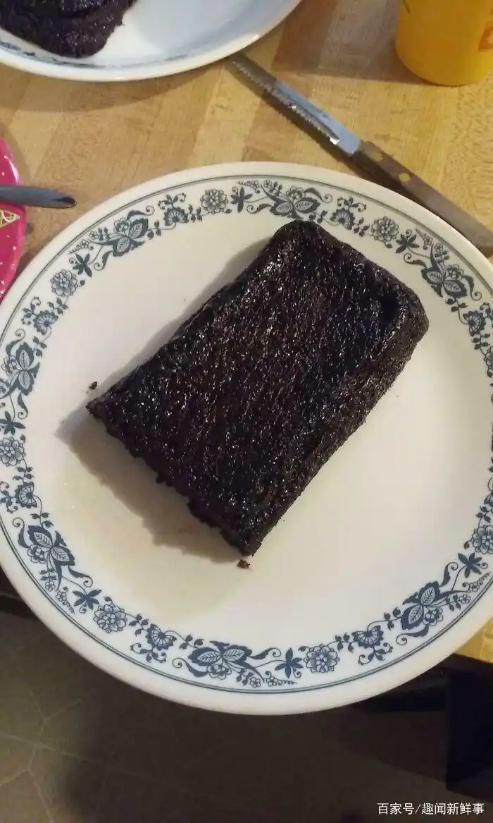 煮鸡蛋爆炸_烤箱食物失败案例_明星黑暗料理图片大全高清,